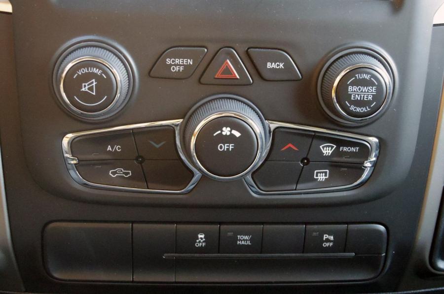  Dodge Ram 1500 2013 года  (фото 74 из 106)